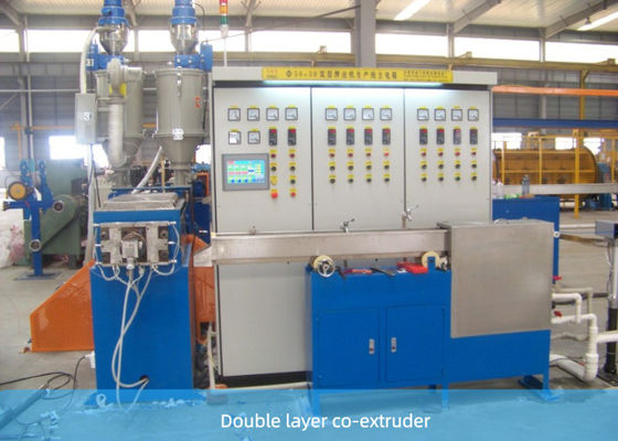 Διπλή μηχανή εξωθητών καλωδίων PVC στρώματος 500mpm με τον αγωγό χαλκού