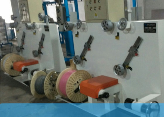 Τριφασική διπλή συστροφή καλωδίων CAT5E 2500r/Min που προσαράσσει τη μηχανή