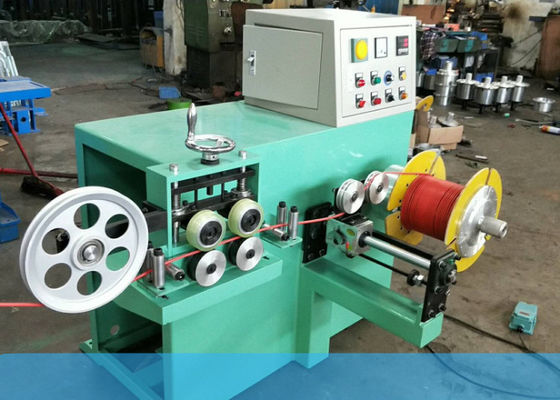 Ηλεκτρικό καλώδιο πτώσης 2.2KW εσωτερικό και υπαίθριο FTTH που κουλουριάζει και που ξανατυλίγει τη μηχανή
